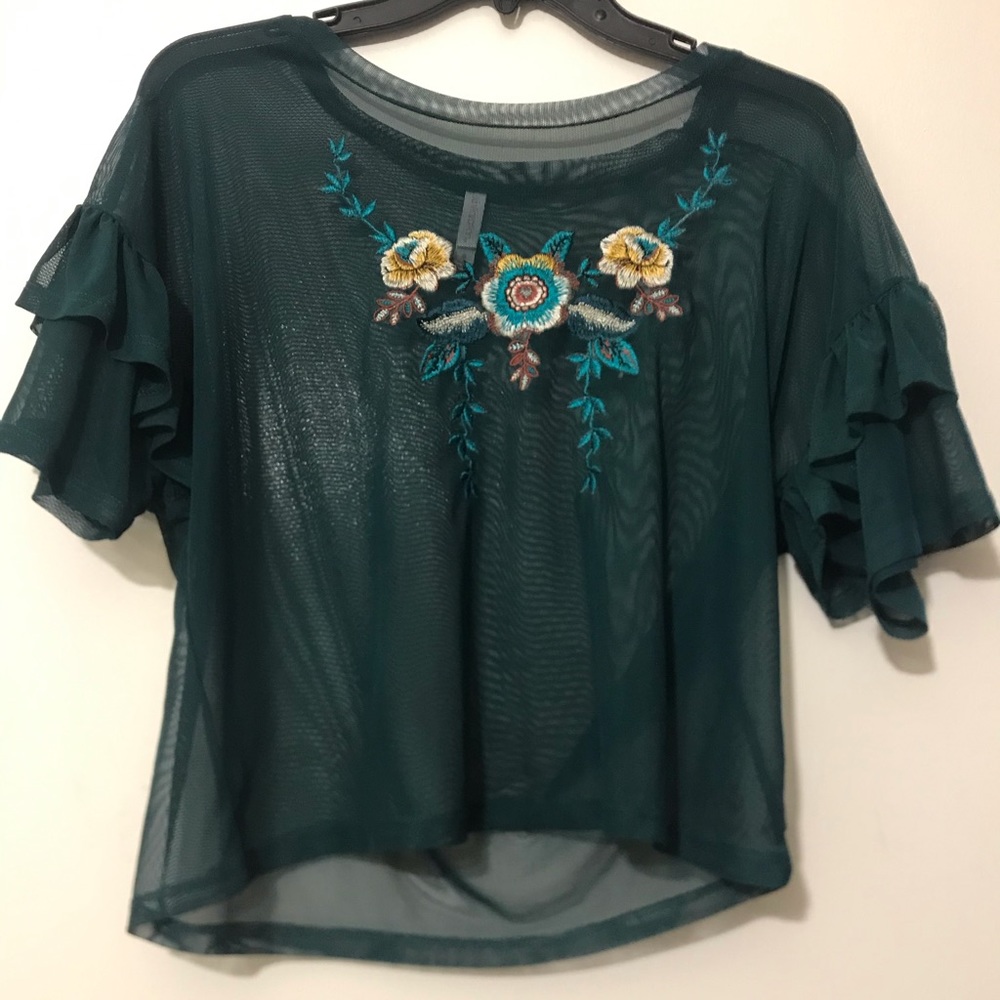 beautiful green xhilaration blouse size S - Picture 1 of 7